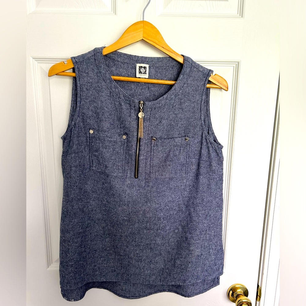 Anne Klein blue top EUC